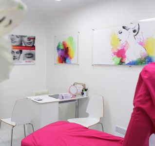 Когда и кому нужна консультация косметолога?